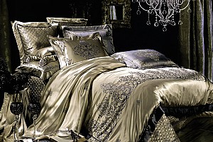 ���A���m