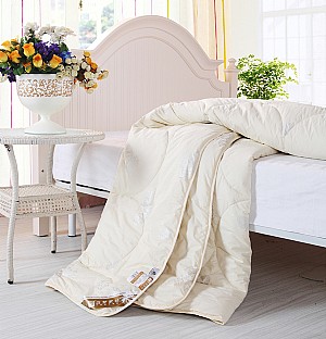 ����ë������(j��ng)�����(bi��o)����3��