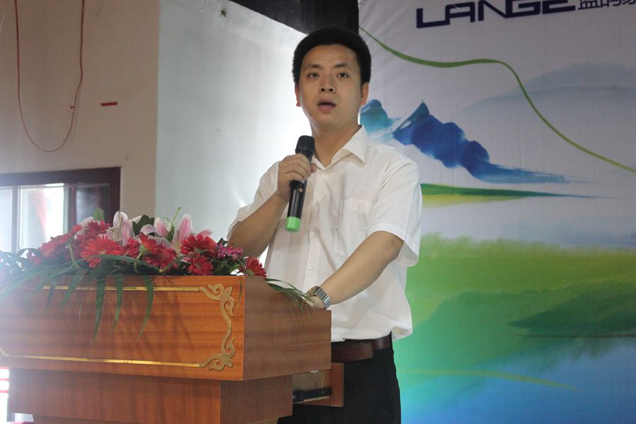 �������ɹ�˾������(j��ng)���_�^�t�������o����������{(l��n)���Ҽ�20������İl(f��)չ�c׃�����϶��˽������{(l��n)���Ҽ��ڮa(ch��n)Ʒ���K���������I�Nģʽ�ϵ�ͻ�ƣ��������ˮ�(d��ng)ǰ�ć���(n��i)�΄ݼ��Ҽ��ИI(y��)څ������(du��)�{(l��n)��δ���İl(f��)չ��M���ģ�����ʾ��˾�İl(f��)չ���c�����̂��������P(gu��n)������˾���������ü����̈�(ji��n)��(qi��ng)�ĺ�ܣ�ϣ�����_(d��)����˾�c�͑��p�A��