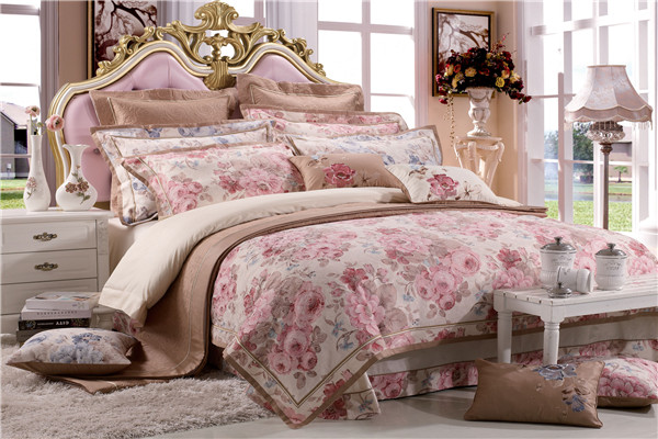 ����M�@--�|����ܛ�⻬���ָ�����pӯ�����ψD����õ�廨�D���������D��M�S������Nɫ�ʽY��ʹ�ø��ߺ��A���w�����I��������ļ���(ji��)��С�����������Ծ������C����ˇ��������һ�N���Ś�Ϣ������aƷ�ǳ��ĺ��������ǾӼ������˵����x��