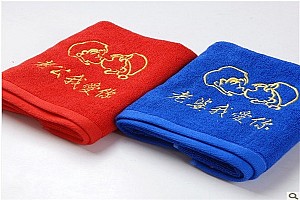 ��c���ƣ��S����Y��ʽ�Ķ�N������Ҳ�����˘�ʽ�����Ļ�Y����Ʒ��׌���˂��܉�M�����x����֮�\�Ҽ������˂�����Ψһ�Ļ�Y������������ˌ�(zhu��n)���������������������ü����Ї�(gu��)�t��(l��i)���Y�\������֮����߀������ë�����C�����˵����ֻ��ߪ�(d��)��logo,׌ÿһλ��(l��i)���ӻ�Y���e�Ͷ����Ը��ܵ��@��(ch��ng)��Y�Ī�(d��)�ء���(d��ng)Ȼ���@�Ӽȸ���ϲ�c��ζ�־��и�Ʒ�|(zh��)�����w�Së����Ҳ�m�������p���ޣ����Ԟ鱾�����۵Ļ���������һ����Ȥ�����ѻ����ļ�ͥ���������@�Ӫ�(d��)����ɫ��ë���(l��i)��������g��Ĭ�����˴��g�f(shu��)���Ǿ���`�ġ��Ґ�(��i)�㡱���mȻë�����x���Ʋ�����ô�ش����������g�ĸ��X(ju��)����������һ��(g��)��(x��)��(ji��)���M��΢С���s���Դ��(d��ng)��