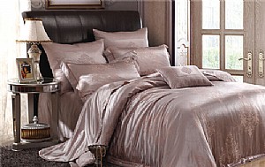 ��(j��ng)��ϵ�У�������zɫ�����z�d����z���������Ƽt���㙉�𡢻�������ʯ�{(l��n)��ɫ���wϵ�����Ծ��¿p�ƹ�ˇ���������A����(j��ng)�����F��ʽ�ľӼ����
